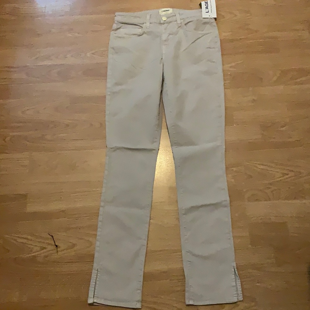 L’agence tan jeans